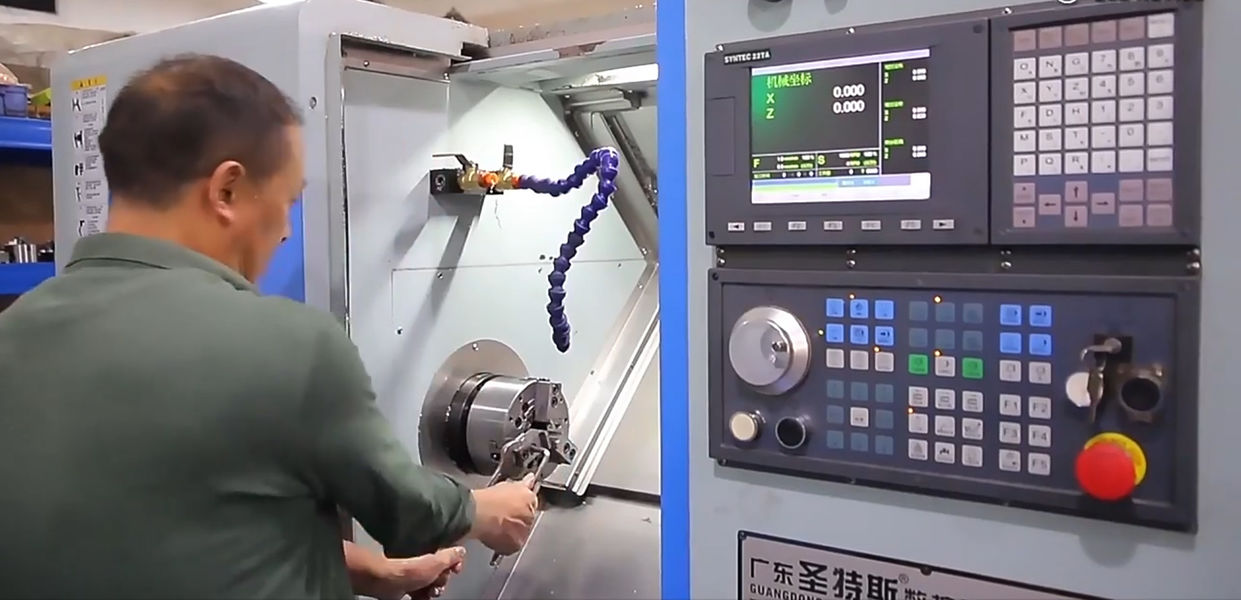 Dongguan Zhongwei Metal Products Co., Ltd 제조업체의 생산 라인